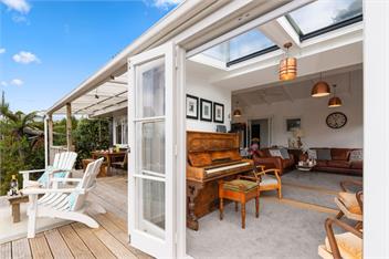 Kiwiana Bach (Bachcare) - Lake Tarawera