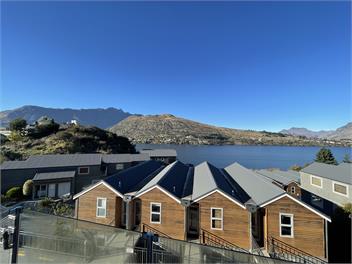 Queenstown Luxury Apartment with Lake Views - Queenstown