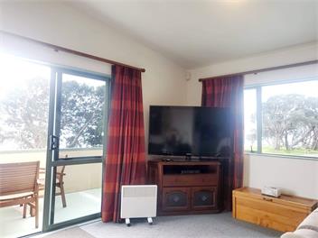 G B's Barn - Opotiki