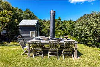 Relax on Newton - Waiheke Island 1081