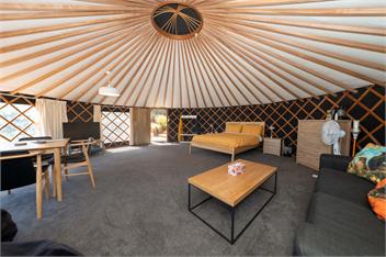 Yurt @ the Cape / hole in the rock Accommodation - cape foulwind