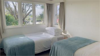 Ocean Paradise Retreat: Unwind at Waipu Cove Beach - Whangarei