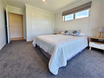 Hosts on the Coast Jackman Satisfaction - Whitianga