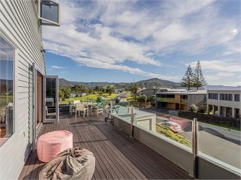 Ocean View Beach Beauty (Bachcare) - Tairua