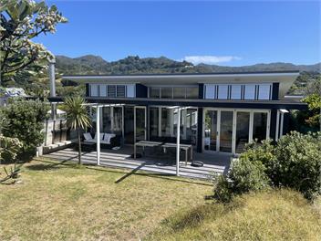 Medlands Retreat - Great Barrier Island