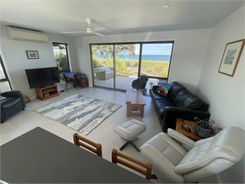 Our BEACH House - Napier