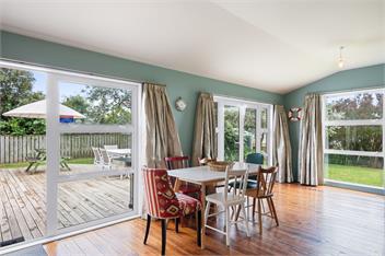 Coastal Family Escape (Bachcare) - Levin