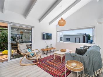 Seaside Retreat (Bachcare) - Whitianga