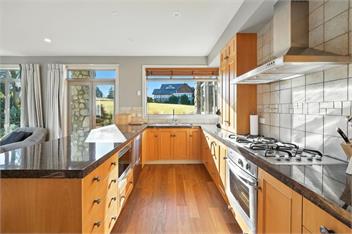 Mt Hutt Retreat (Bachcare) - Windwhistle