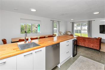 Ruakaka Coastal Reserve Retreat - Ruakaka