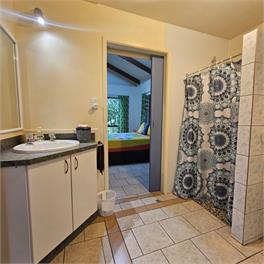 Mango Cottage - with A/C, unlimited Wifi and plunge pool - Avarua