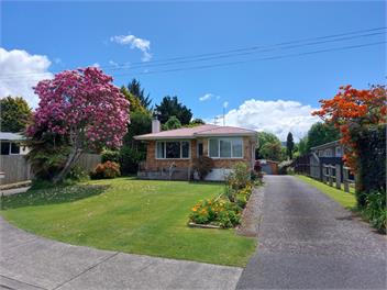 Quiet 3 Bedroom Home close to town - Rotorua