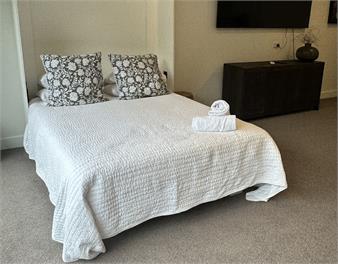Kiwiesque - Luxury Lodge Vineyard Accommodation - Napier