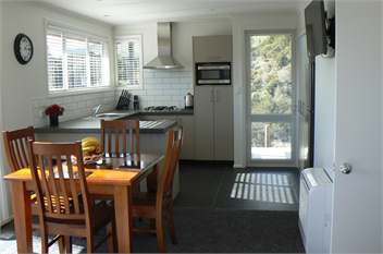Rocky Ridge Cottage-Fully Self Contained and Private  - Takaka