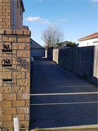 Regents 94B - Stylish and Modern - Christchurch
