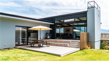 Farrant Drive | Sleeps 8 | Lake & Mountain Views | Close To Walking & Biking Tracks - Wanaka