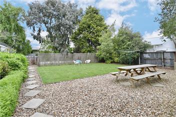Racecourse Villa - Christchurch