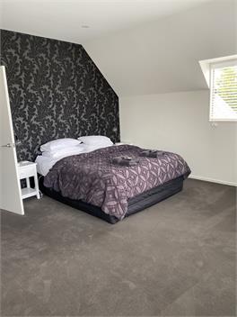 A Home Away from Home by Hagley Park - Christchurch