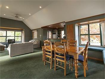 Tranquil Tipperary (Bachcare) - Arrowtown