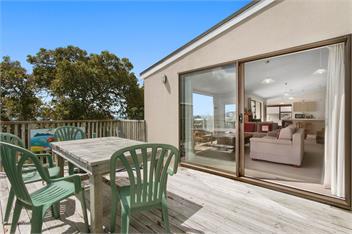 Sweeping Sea Views (Bachcare) - Waihi Beach