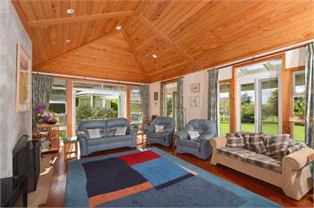 Tui Glen - Rural Peace in Lifestyle Residence - Kerikeri