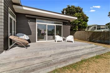 Modern Kiwi Bach (Bachcare) - Waihi Beach