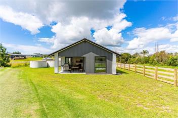 Sweet and Stylish – Mangawhai Heads Holiday Home - Mangawhai Heads