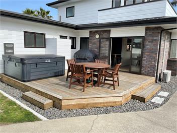 Sunrise Beach Home - Tauranga