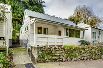 Central Cottage (Bachcare) - Napier