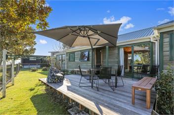 Five Mile Yay (Bachcare) - Taupo