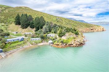 Lushingtons Bay (Bachcare) - Akaroa