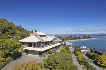 Aquavista - Incredible Nelson Sea Views - Nelson