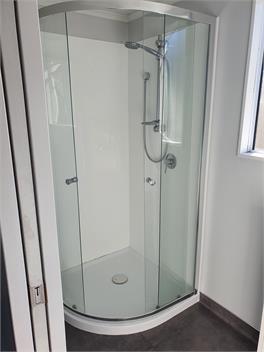 Self Contained Unit in Richmond - Richmond