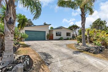Sunshine on Seabreeze (Bachcare) - Mangawhai
