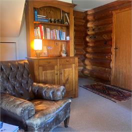 CASTLE HILL ADVENTURE CABIN - Castle Hill