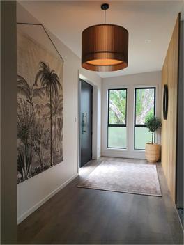 Spacious 4 bedroom city views - Gisborne