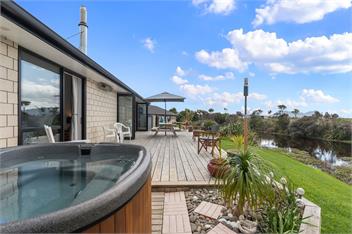 Home Away From Home (Bachcare) - Ruakaka
