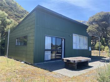Kupe's Secret (The Bush Bach) - Palliser Bay