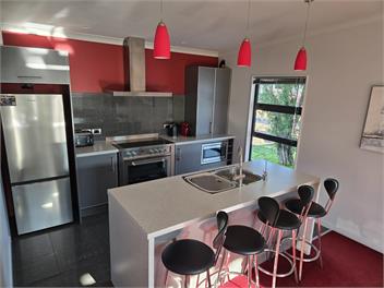 De Vine Martinborough 14 Luxury Accommodation - Wairarapa