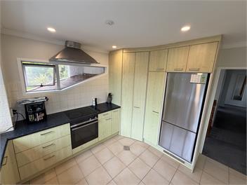 Waiake Beach Apartments - Auckland