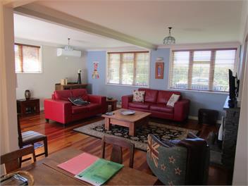 NewYorkNewYork: Super Fast Fibre, Smart TV and Sky TV - South Wairarapa