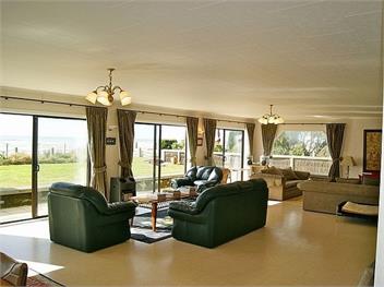 Beach Galore (Bachcare) - Waihi Beach