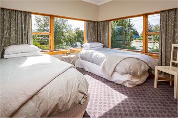 Grand View (Bachcare) - Te Anau