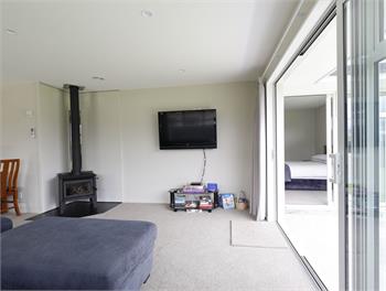 Fiordland Getaway (Bachcare) - Te Anau