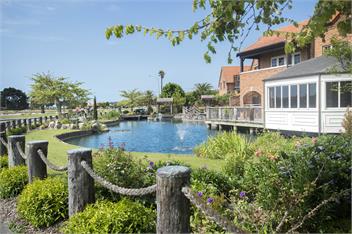 The Village Green Apartment - Nelson