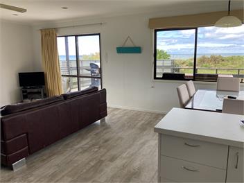 Pohara beachfront holiday house - Takaka
