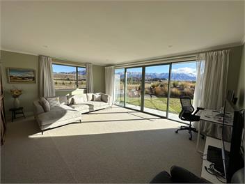Mountain Majesty - Incredible View - Twizel