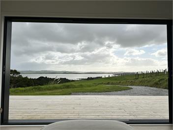 Farm Cabin - Coastal Views - Auckland