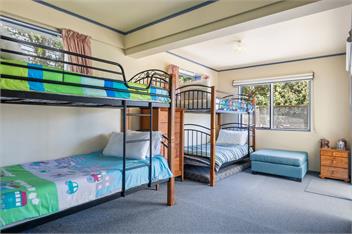 Sunlit Retreat (Bachcare) - Otaki