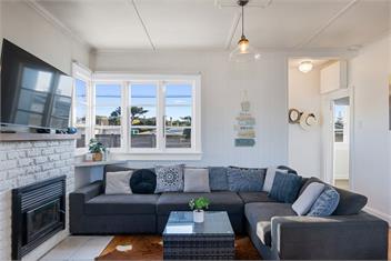 Ocean Breeze (Bachcare) - Foxton